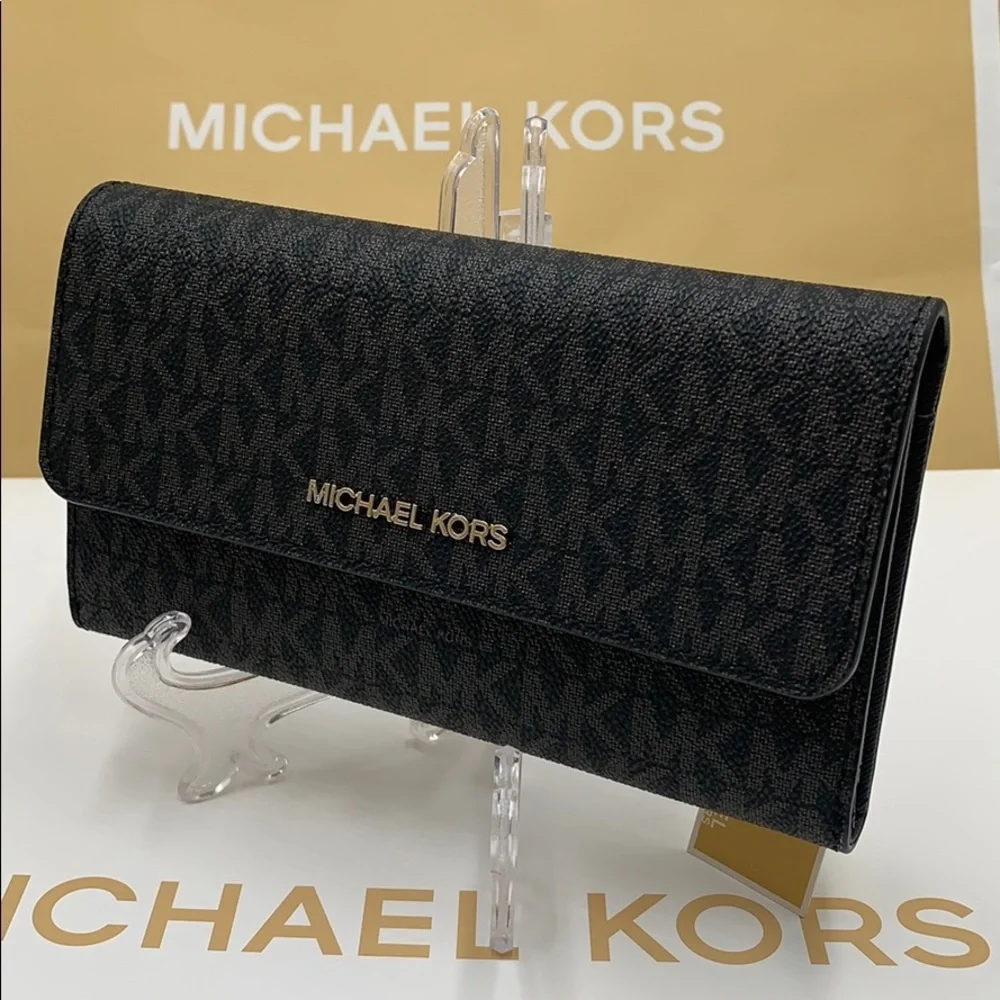 MICHAEL KORS JET SET TRAVEL LG TRIFOLD BLACK